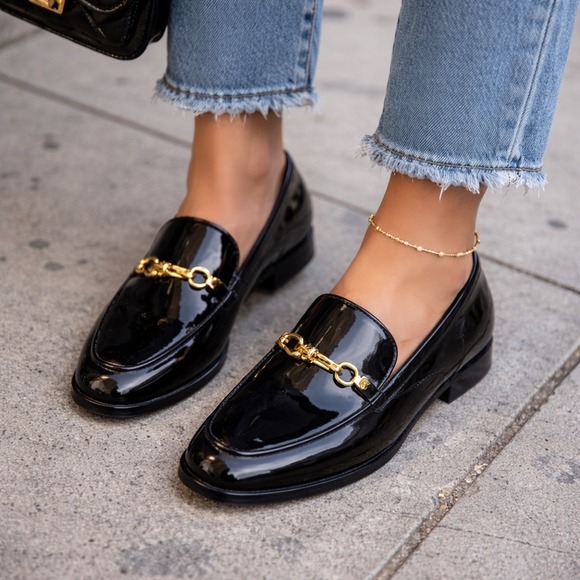 Larroudé Katherine Black Patent Loafers Size 6